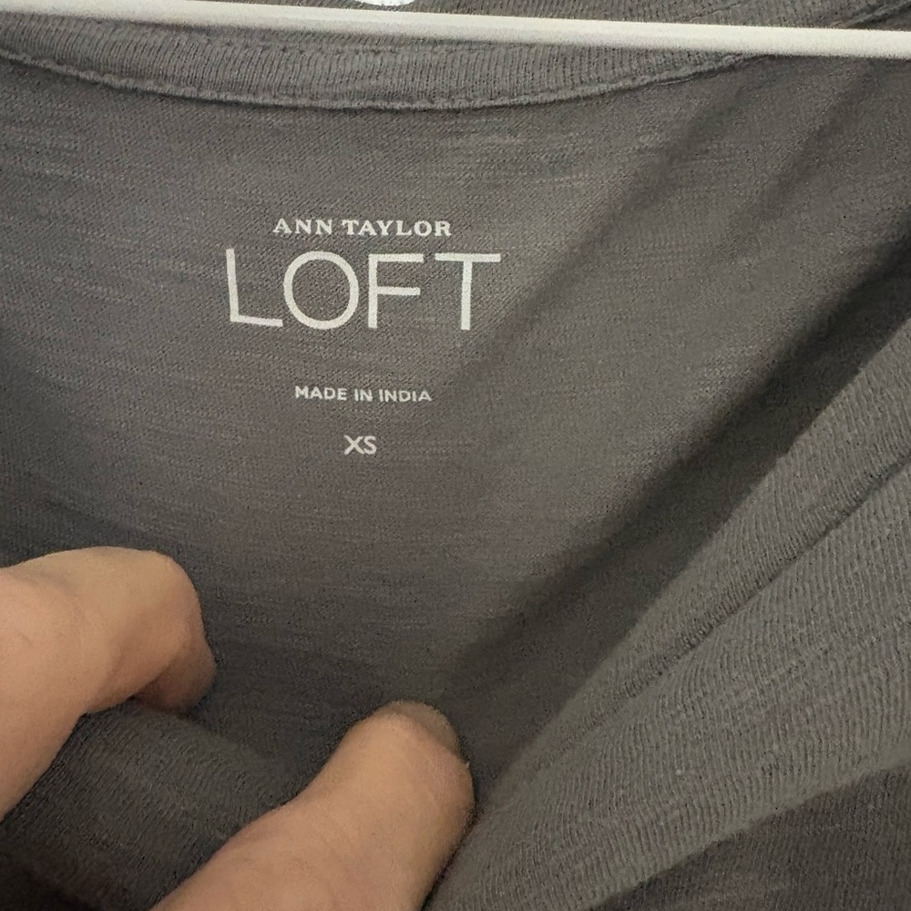 LOFT Gray Snowflake Tee, Sz XS Not Used - Picture 3 of 5